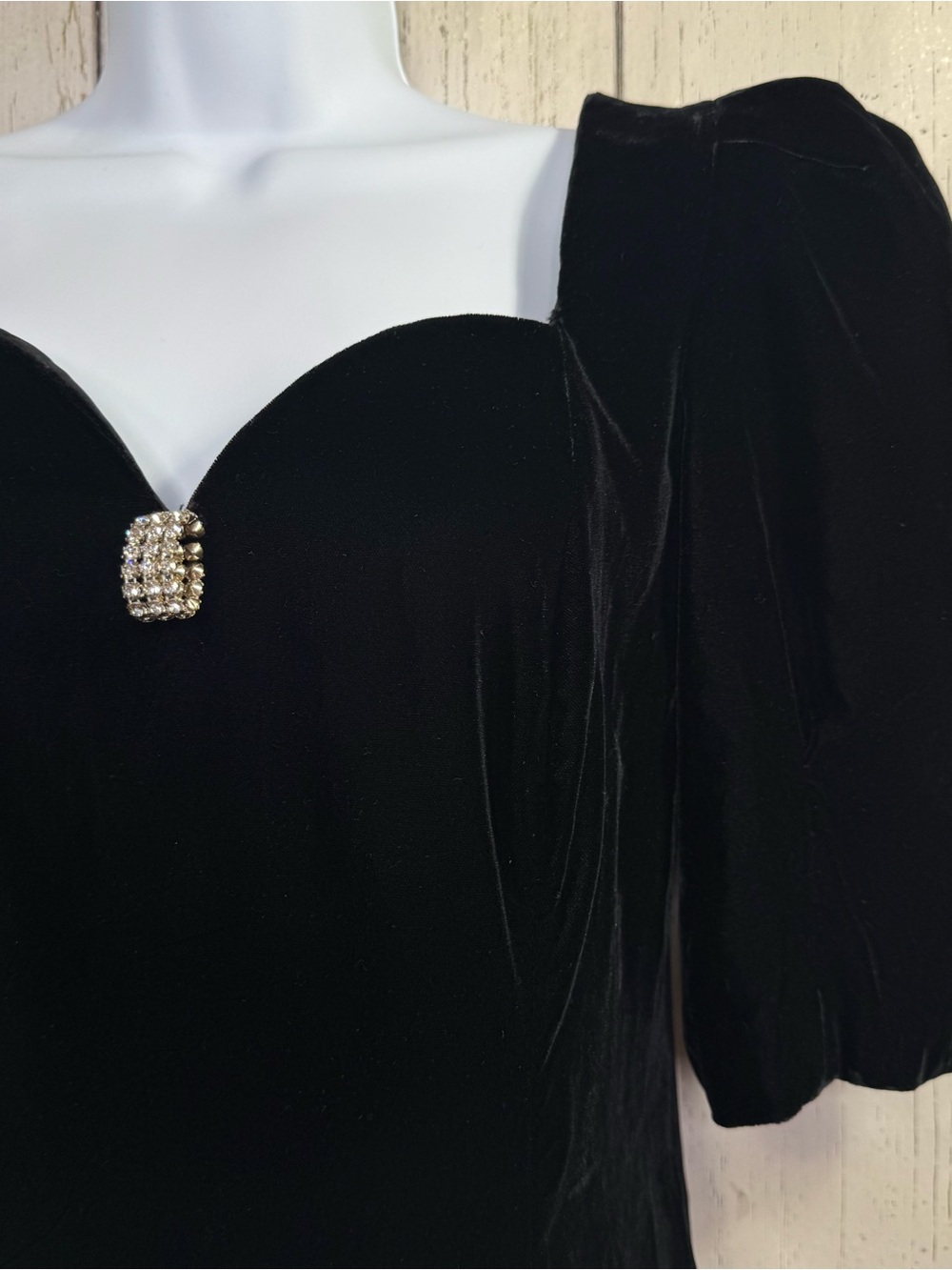 Vintage Cachet Black Velvet Dress 7/8 Rhinestone Puff Sleeve 80s Glam Holiday - Picture 4 of 16